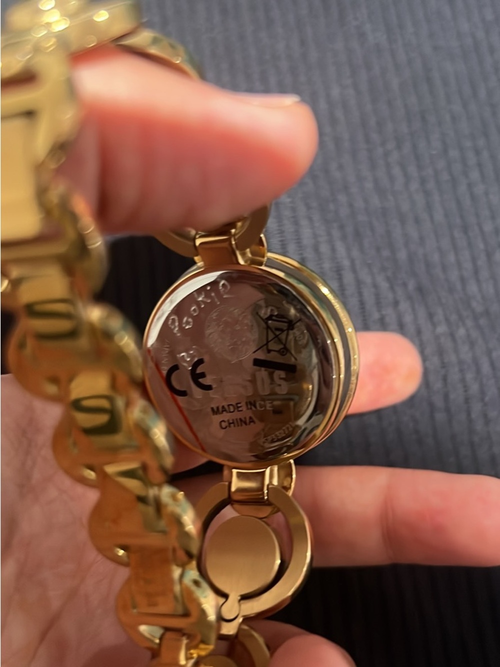 Wearable identification - Picture 3 of 4